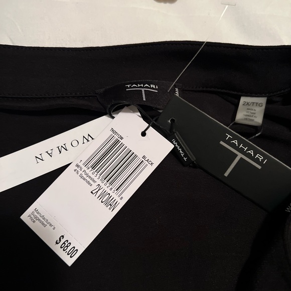 BNWT Tahari Black Long Sleeves Blouse - Picture 7 of 8